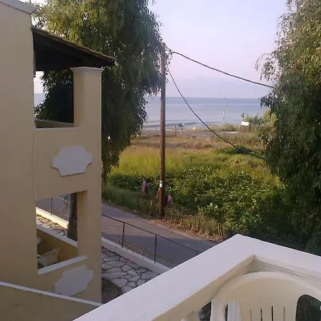 Lejlighedshotel Front Salvanos 2*