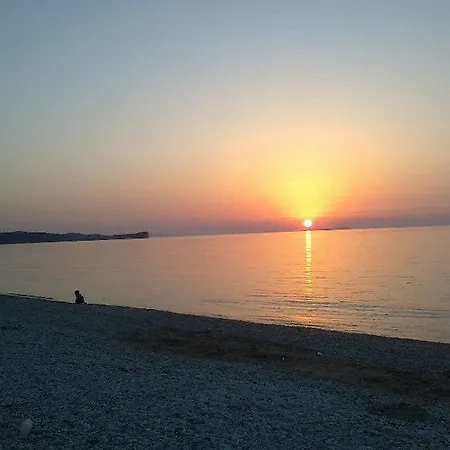 Front Salvanos Lejlighedshotel